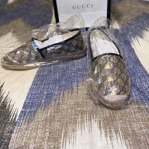 Gucci Supreme Bees Espadrilles